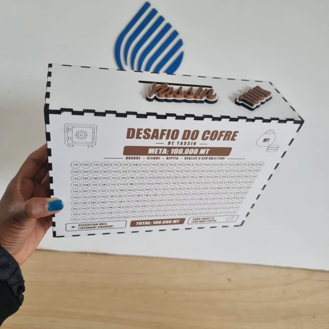 Cofre Desafio de Poupança em MDF