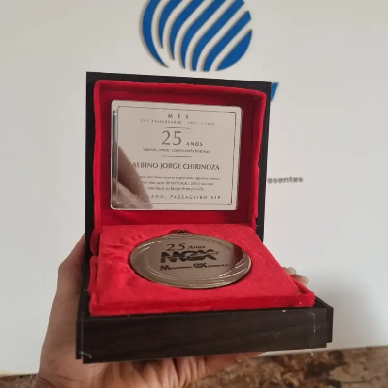 Medalha de Condecoração com Caixa 2
