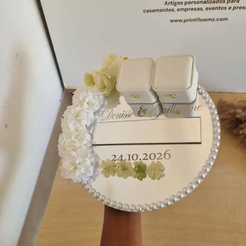  Porta-alianças de casamento personalizado 1