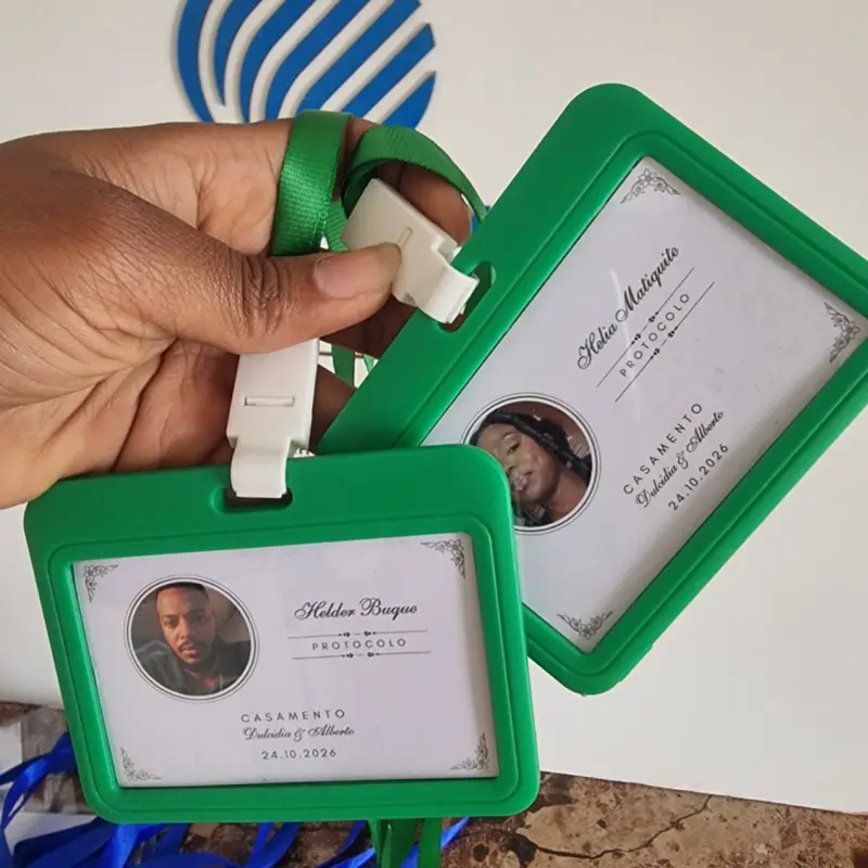 Crachá de Identificação de Staff para Eventos 2
