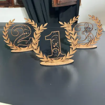 Indicador de Mesa Madeira MDF 2