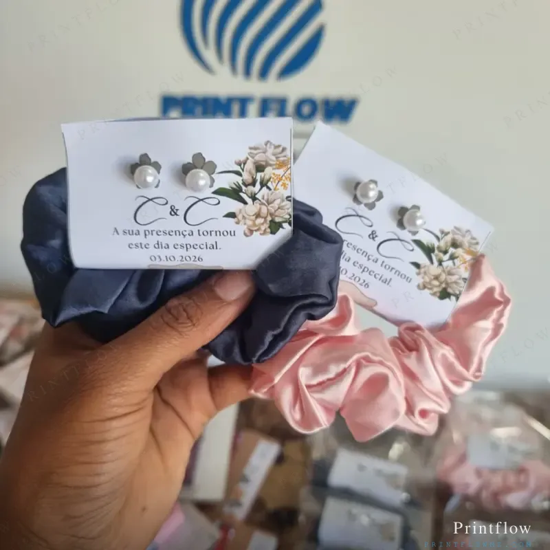 Brindes de Puxinhos e brincos  1