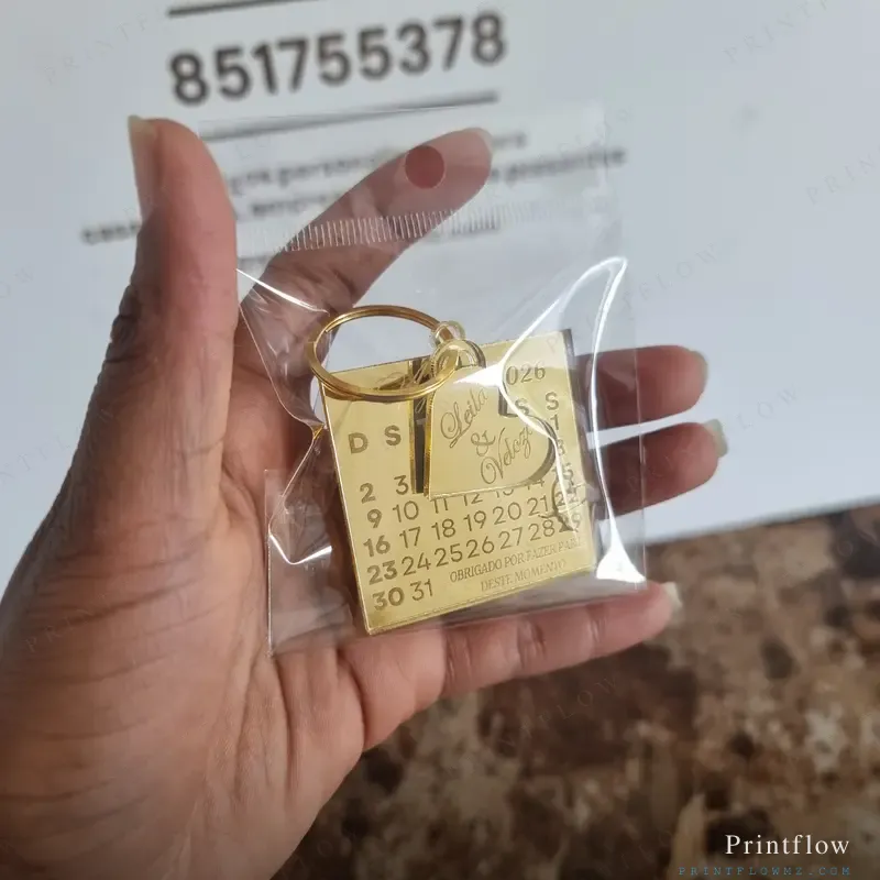 Chaveiro Calendário Personalizado em Acrílico Espelhado Dourado 2