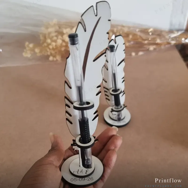 Porta-Caneta de Mesa em Forma de Pena Personalizado com Caneta 2
