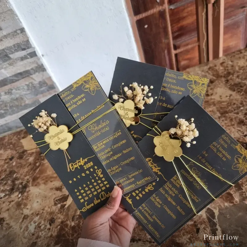  Convite de Casamento luxuoso em  Cartolina preta e acetado  1
