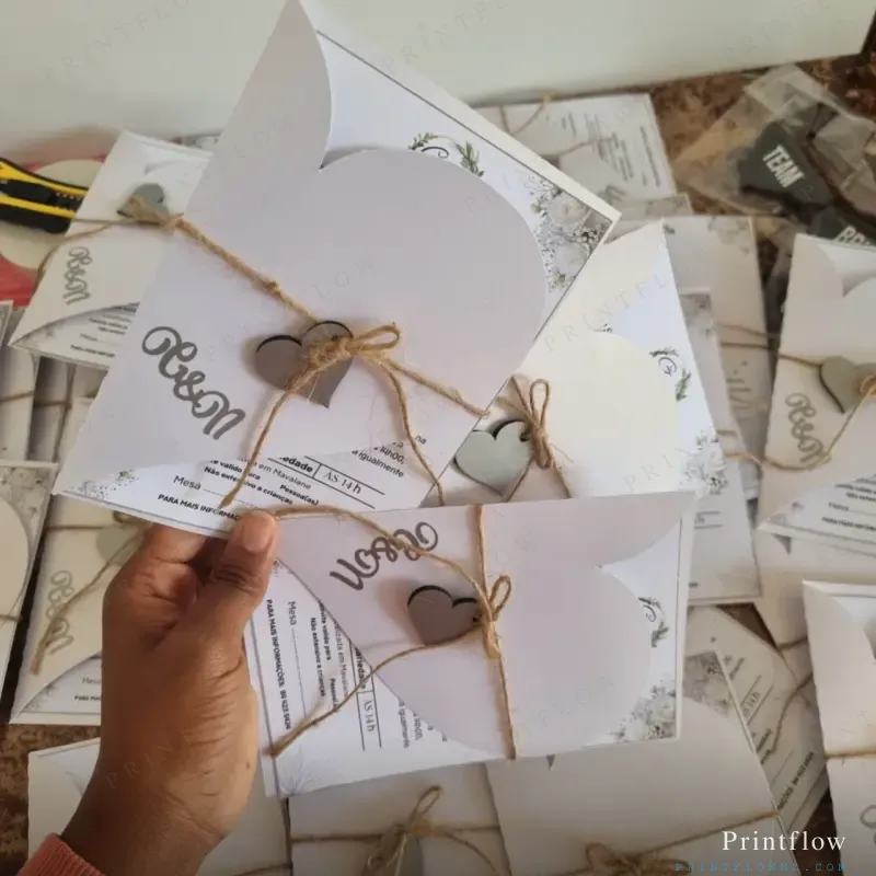Convite de Casamento com Envelope estilo coração 1